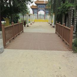  安徽客户反馈木塑景观1